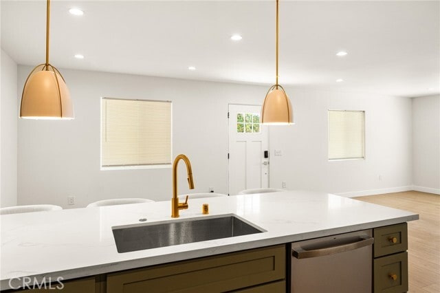 Foto del edificio - 11920 Laurel Ave