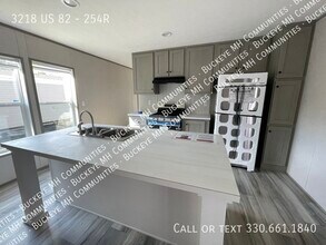 Building Photo - 3218 OH-82