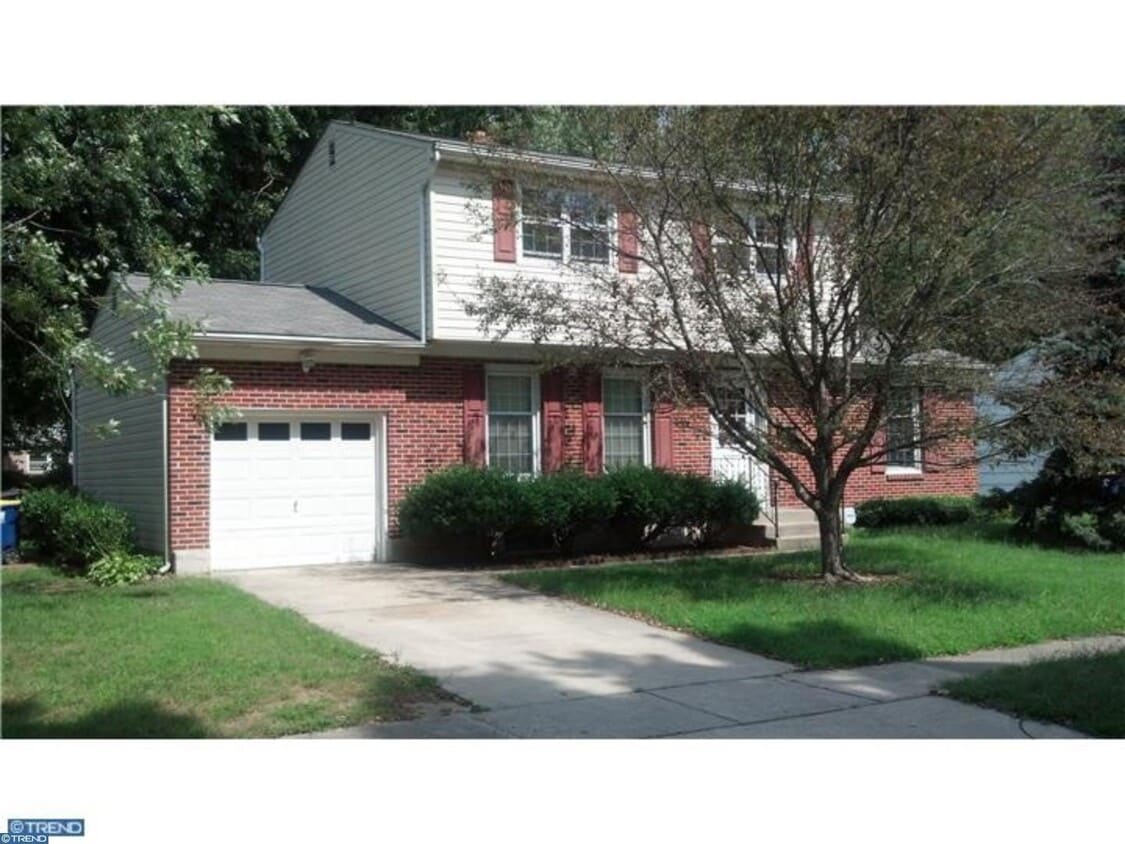 Primary Photo - 4 Bedroom