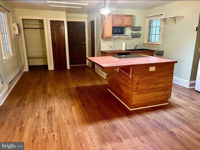 Foto del edificio - 19324 Mountain Spring Ln