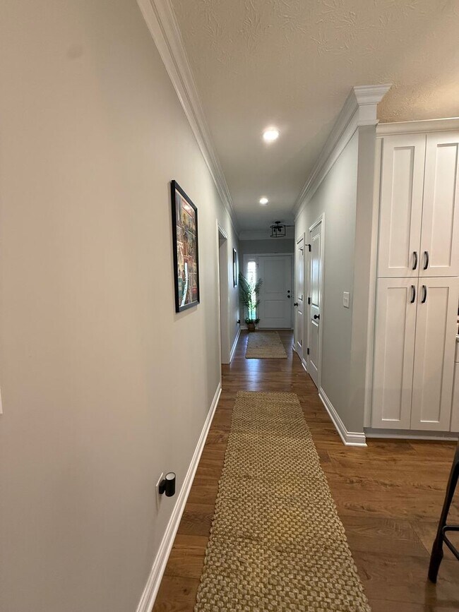 Foto del edificio - 128 Aiden Ln