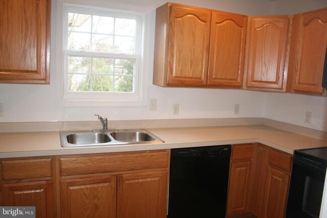 Building Photo - 67 Downey Oak Cir