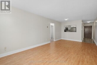 Building Photo - 178-178 Grove St E