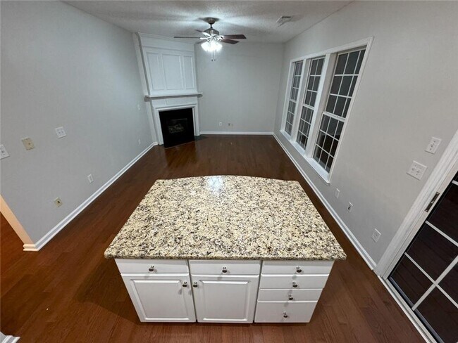 Building Photo - 6103 Falling Water Ct