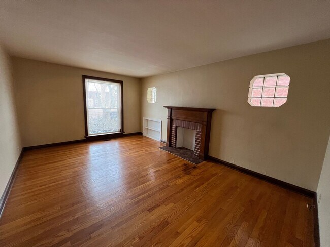 Foto del edificio - 5834 Nottingham Ave