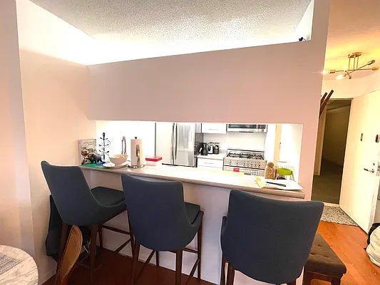 Building Photo - 2 bedroom in NEW YORK NY 10280