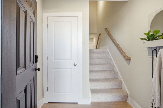 Foto del edificio - 6913 Cosby Vlg Ter