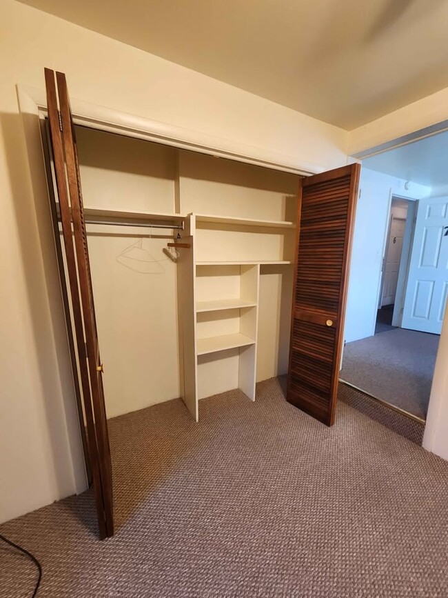 Large Closet - 430 Jordan Ave