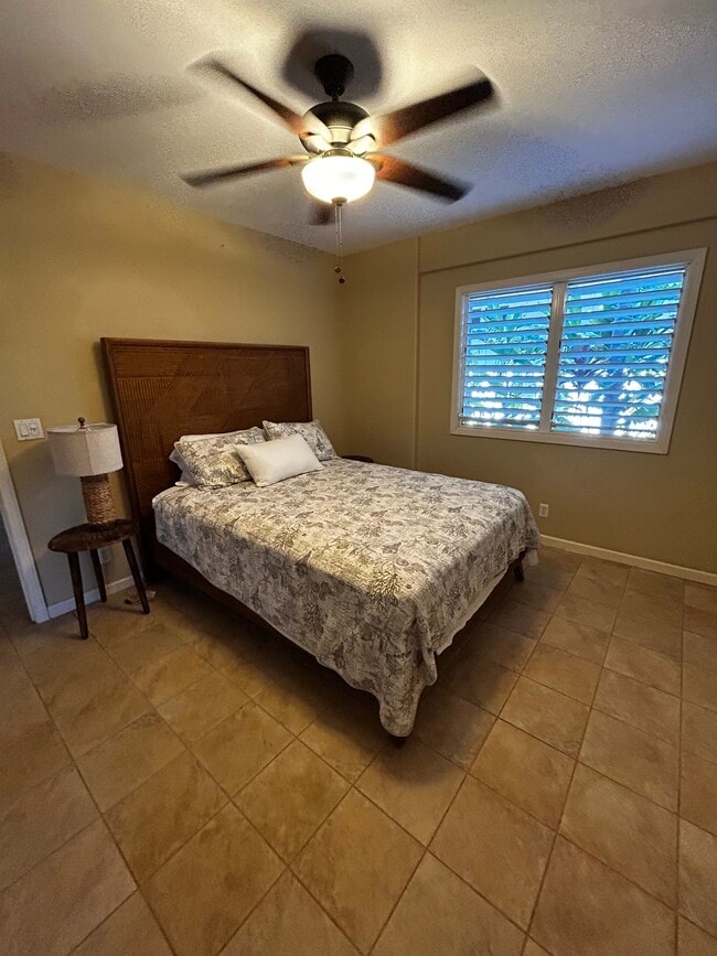 Building Photo - 5142 Lawai Rd