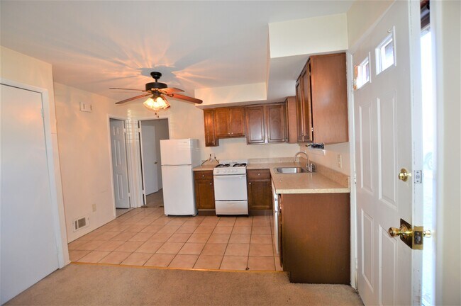 Building Photo - 4 Behan Ct