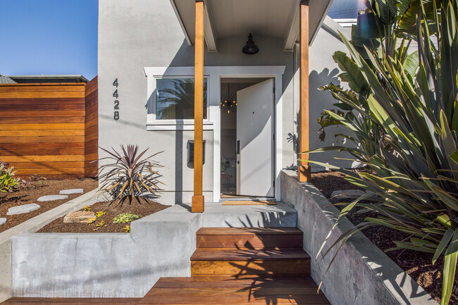 Building Photo - 4428 Virginia Ave