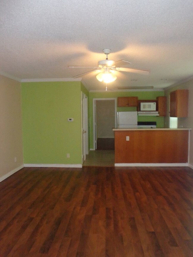 Foto del edificio - 2905 SW Archer Rd