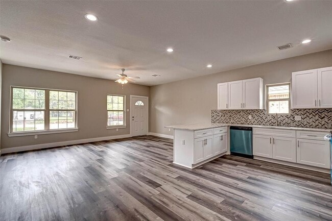 Building Photo - 9313 Caddo Rd