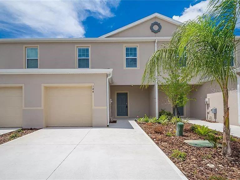 Foto principal - 144 Arbor Lakes Dr