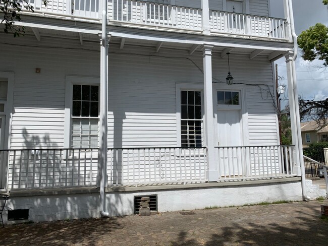 Foto del edificio - 1631 Esplanade Ave