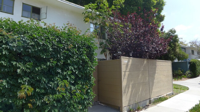 Patio entrance from Parking Court 6 - 5366 Village Grn