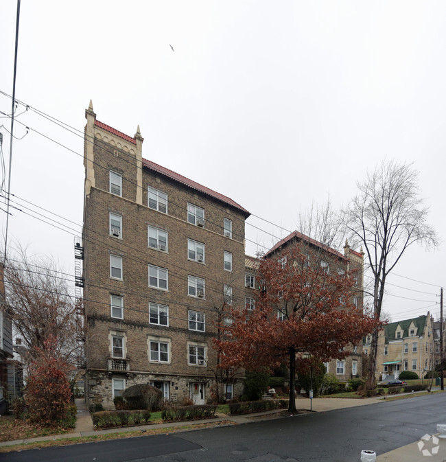 Building Photo - 149 E Prospect Ave