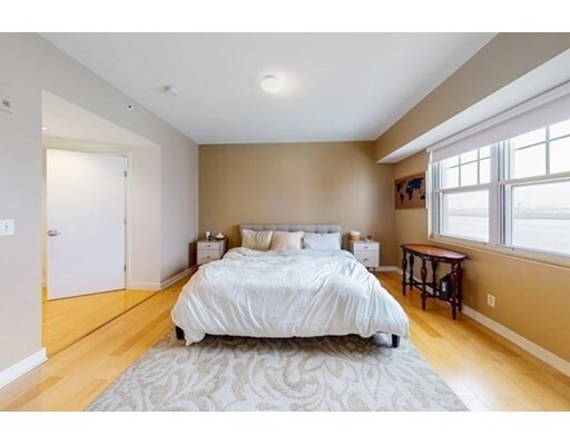 Foto del edificio - 550 Pleasant St