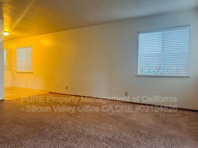 Foto del edificio - 324 34th Ave