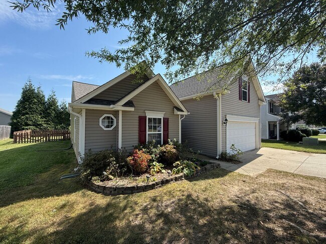 Foto del edificio - 4433 Paula Dr