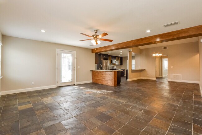Foto del edificio - 9744 Heatherwood Ct