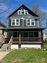 Building Photo - 10535 Garfield Ave