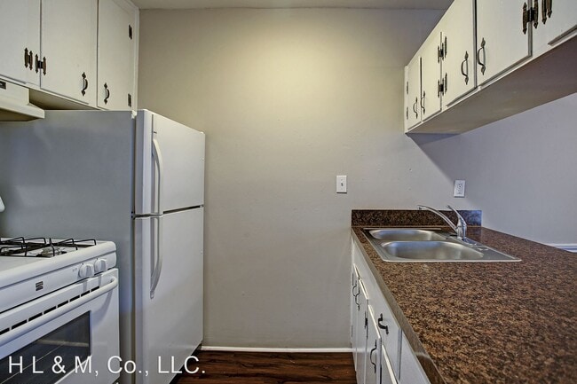 Building Photo - 510 Branard St