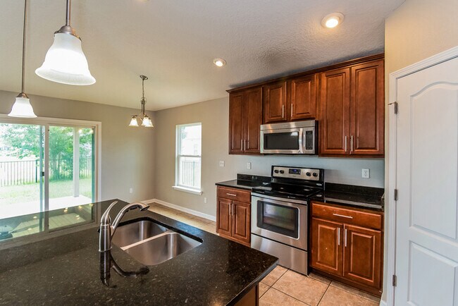 Building Photo - 15825 Tisons Blf Rd