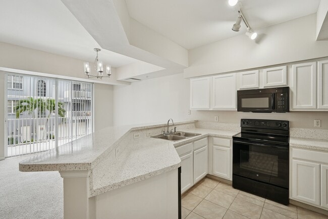 Foto del edificio - Cobblestone on The Lake Apartments