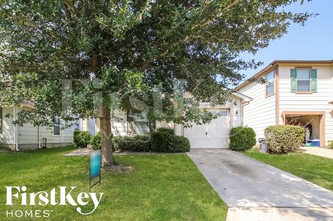 Foto del edificio - 3543 Garrison Run Dr