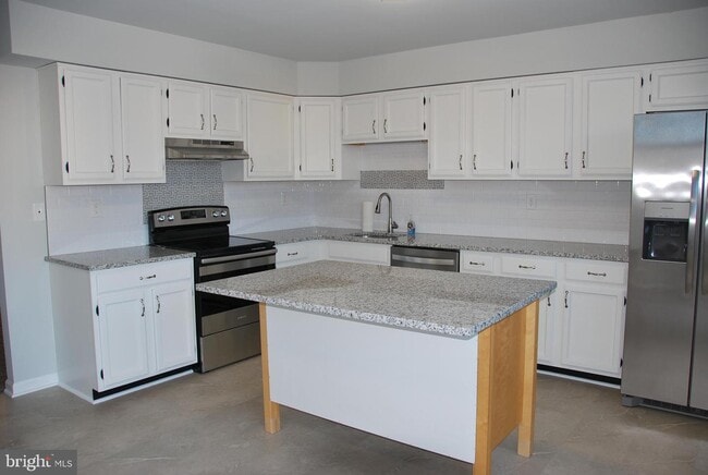 Building Photo - 623 Coates Ln