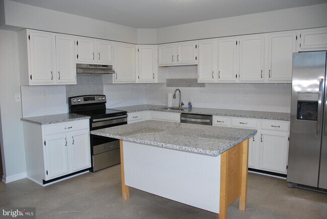 Foto del edificio - 623 Coates Ln