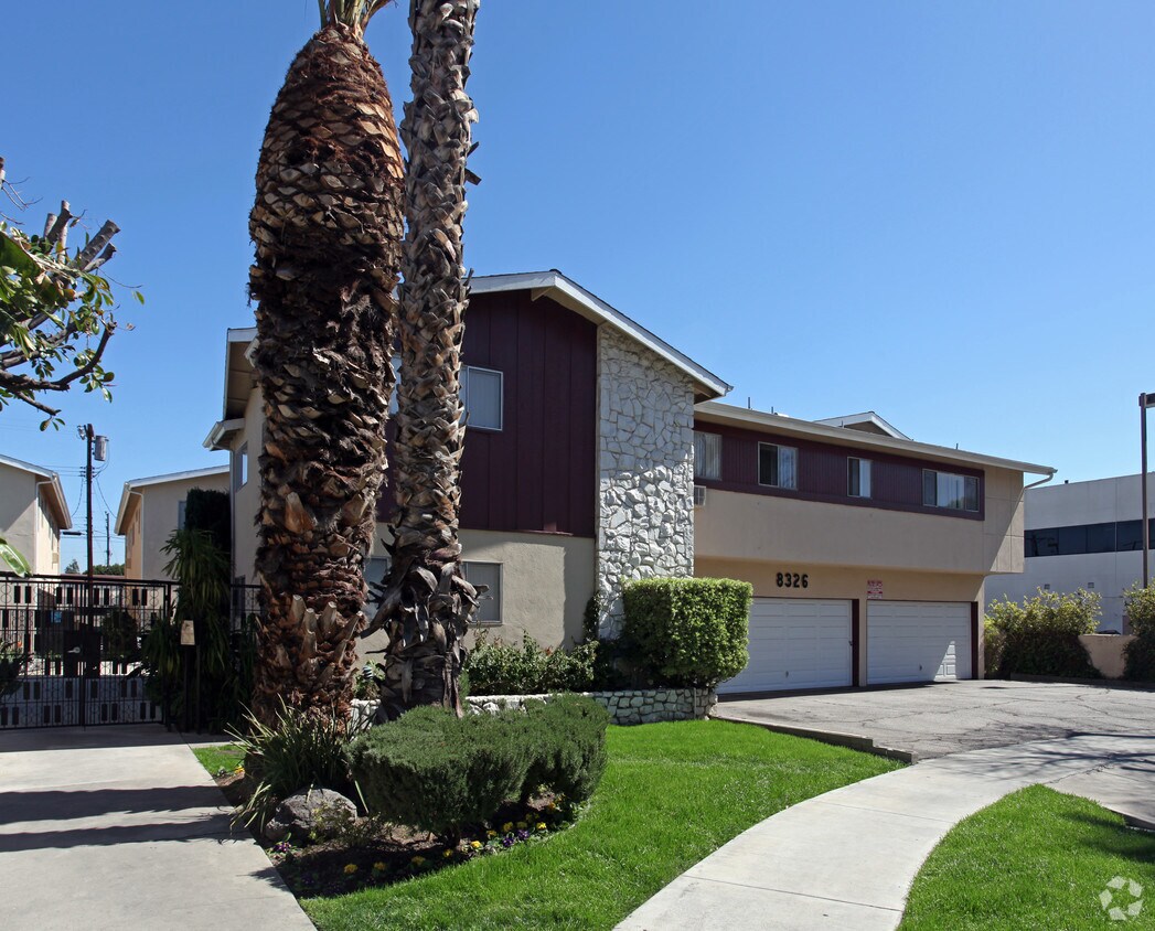 Primary Photo - 8326 Amigo Ave