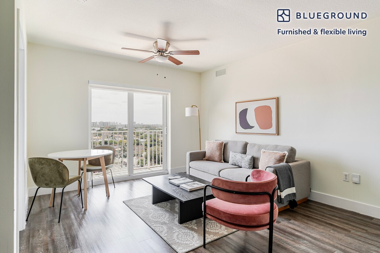 Foto principal - 1760 NW 7th St