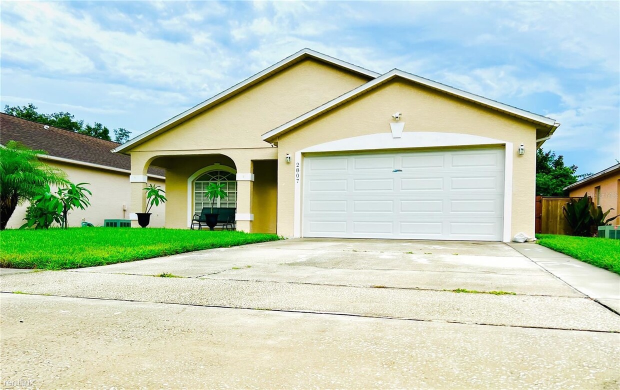 Primary Photo - 4 br, 2 bath House - 2807 Palm Isle Way