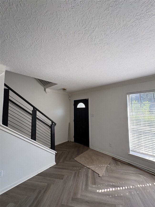 Foto del edificio - 13714 Firerock Dr