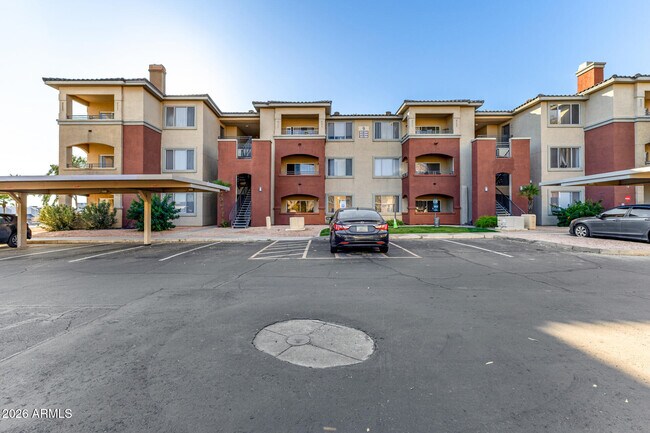 Building Photo - 5401 E Van Buren St