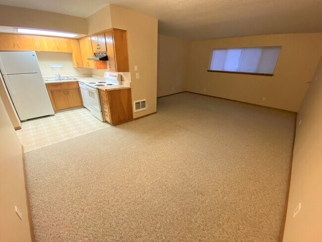 Building Photo - 208 S Pine St. #1
