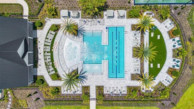 Foto del edificio - 1659 EAGLEHURST Ln