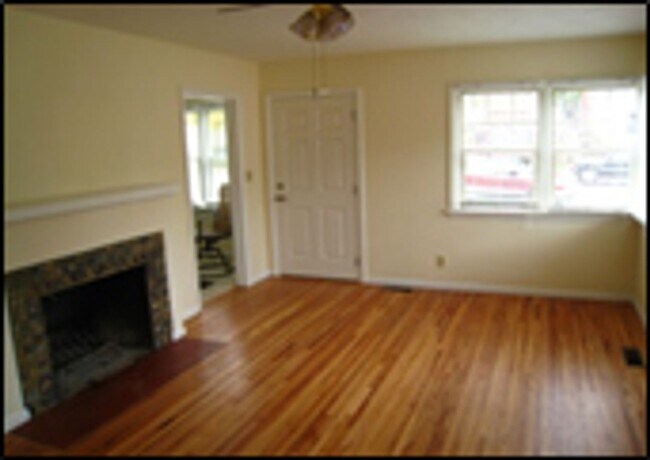 Foto del edificio - 1730 Summer St SE