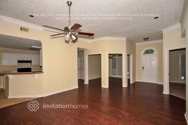 Building Photo - 235 Fairview Chase Rd