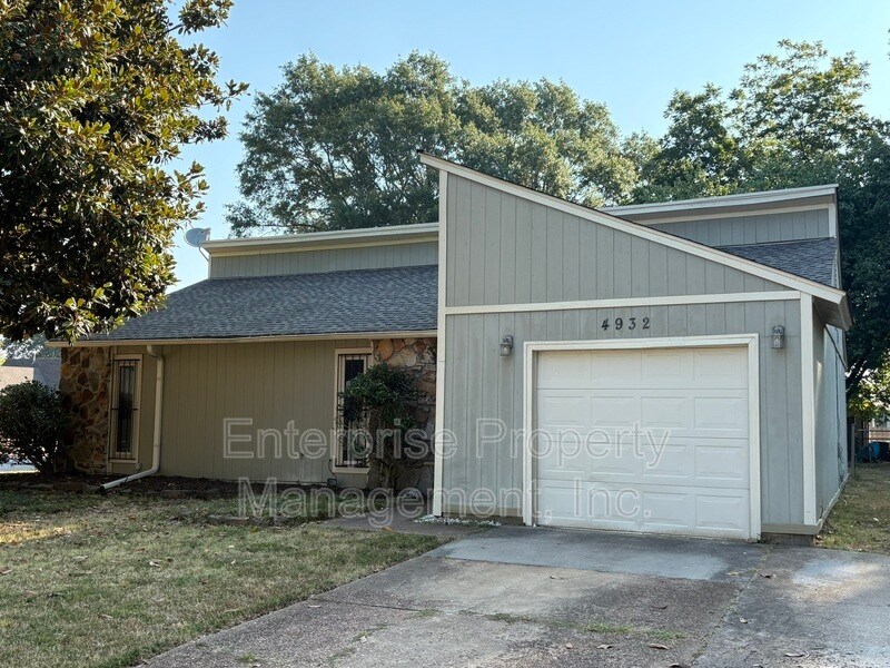 Foto principal - 4932 Shelter Cove
