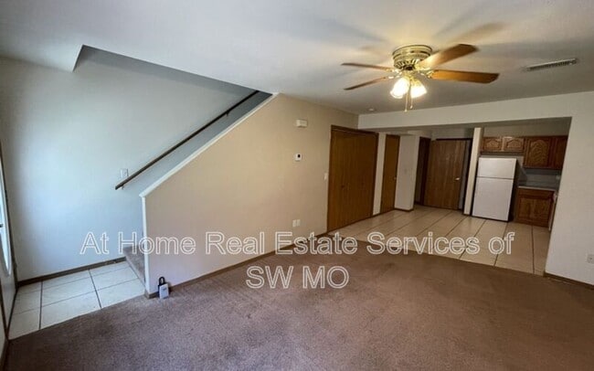 Building Photo - 1501 W Frosty