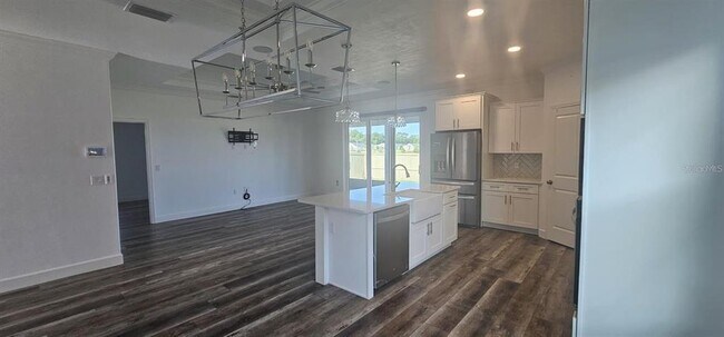 Foto del edificio - 1394 SW 68th Ter
