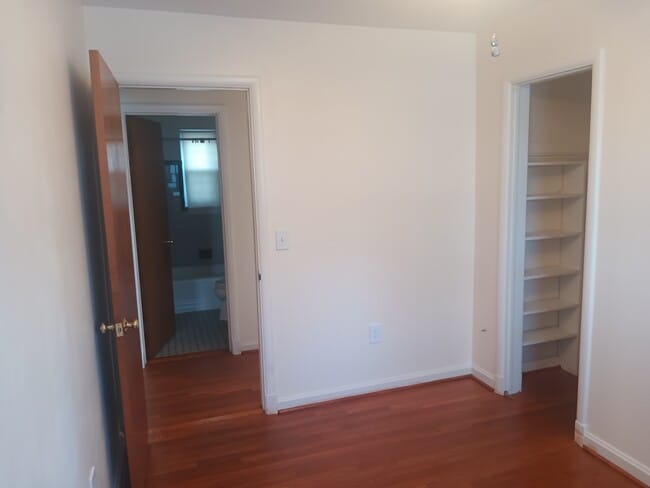 Building Photo - 6400 Pickett St