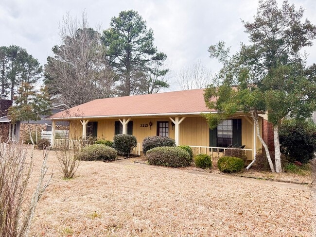 Photo - Make this move-in ready 3-bedroom, 2-bath home your own!