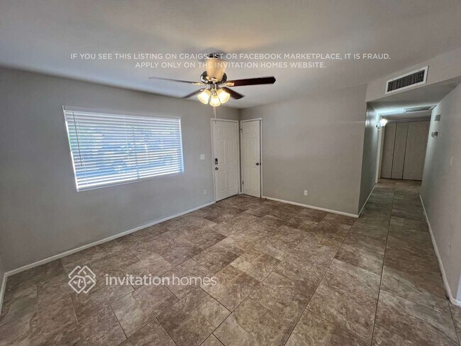 Foto del edificio - 8043 E Jacob Ave