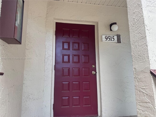 Building Photo - 9515 SW 138th Pl