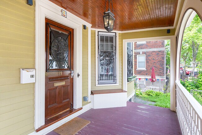 Foto del edificio - 19 Alaska St