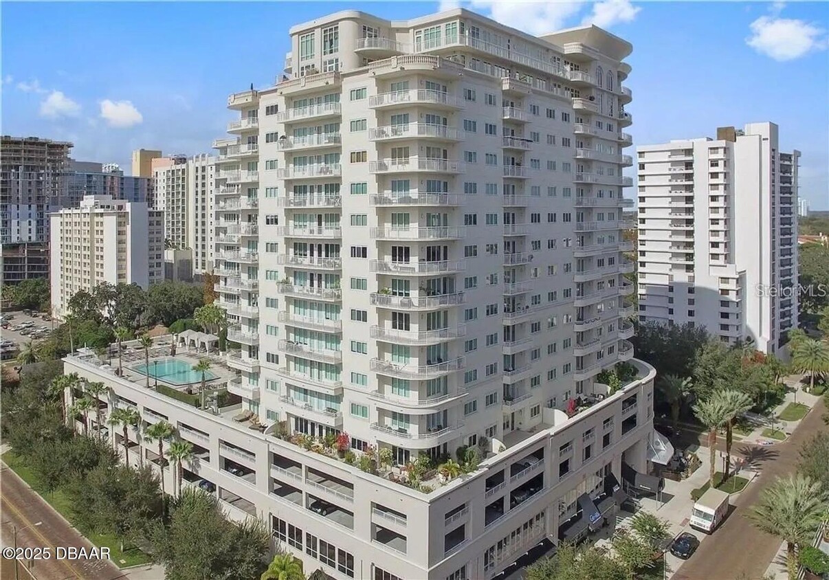 Foto principal - 100 N Eola Dr